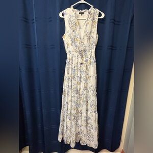 1. State Cream V-Neck Sleeveless Maxi Sundress